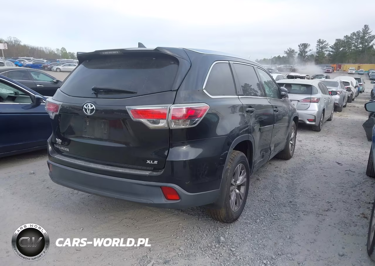 2015 Toyota Highlander Xle V6 VIN:5TDKKRFH5FS091194 - 4