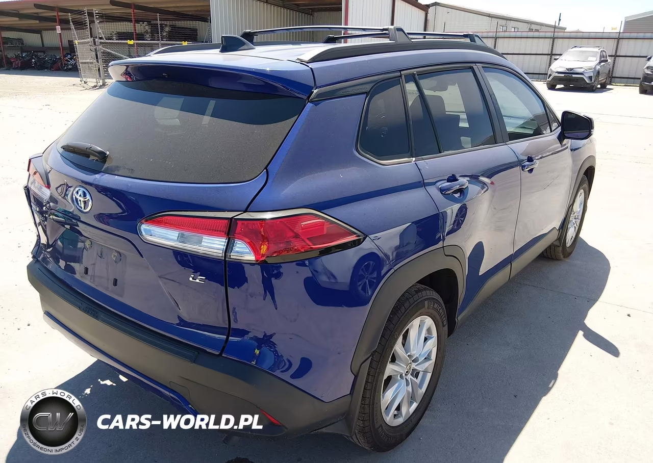 2025 Toyota Corolla Cross Le VIN:7MUCAAAG8SV130402 - 4
