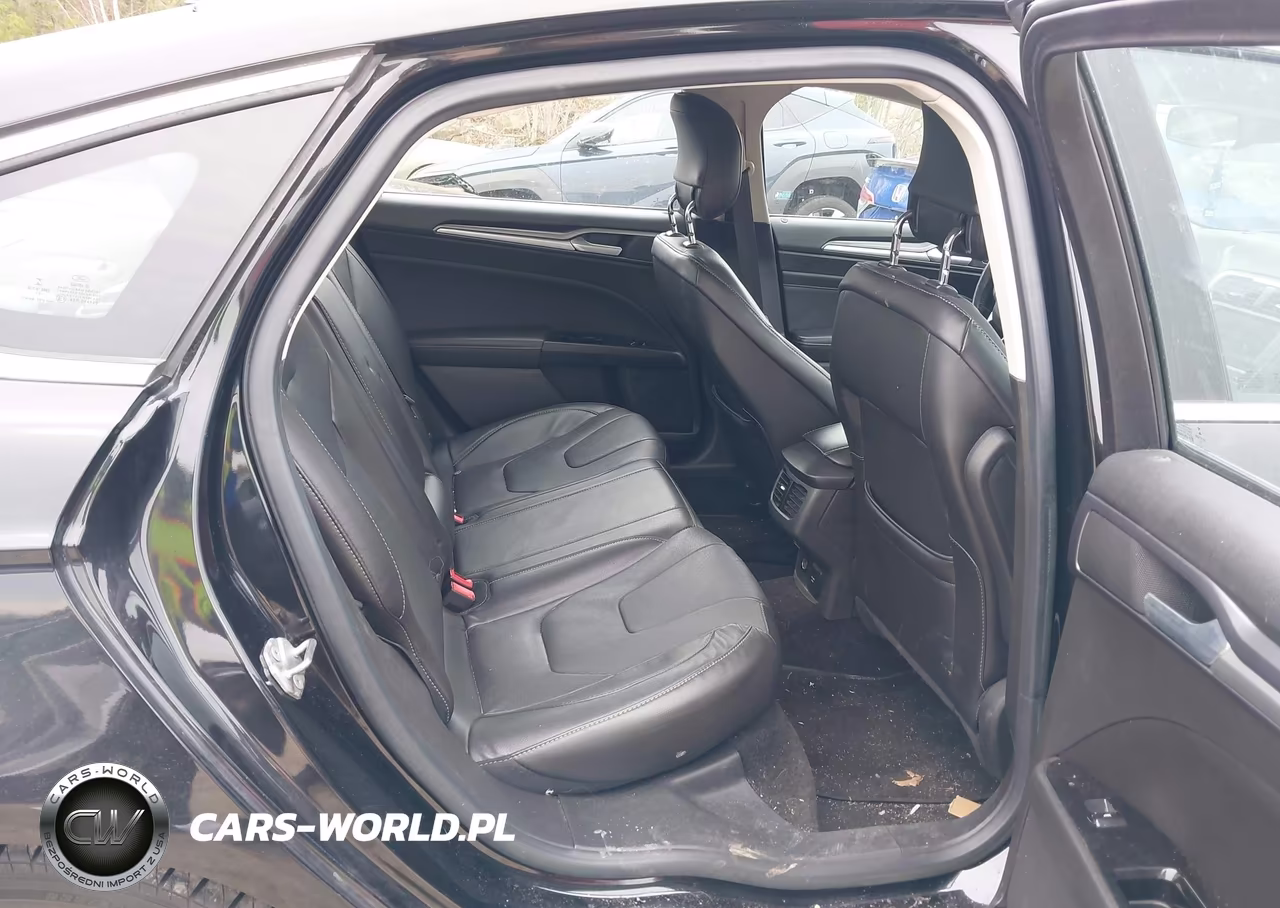2014 Ford Fusion Titanium VIN:3FA6P0D91ER238144 - 8