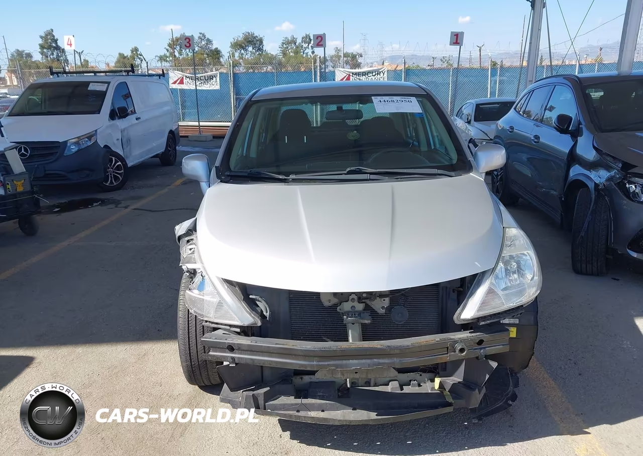 2011 Nissan Versa 1.8S VIN:3N1BC1AP9BL481764 - 12