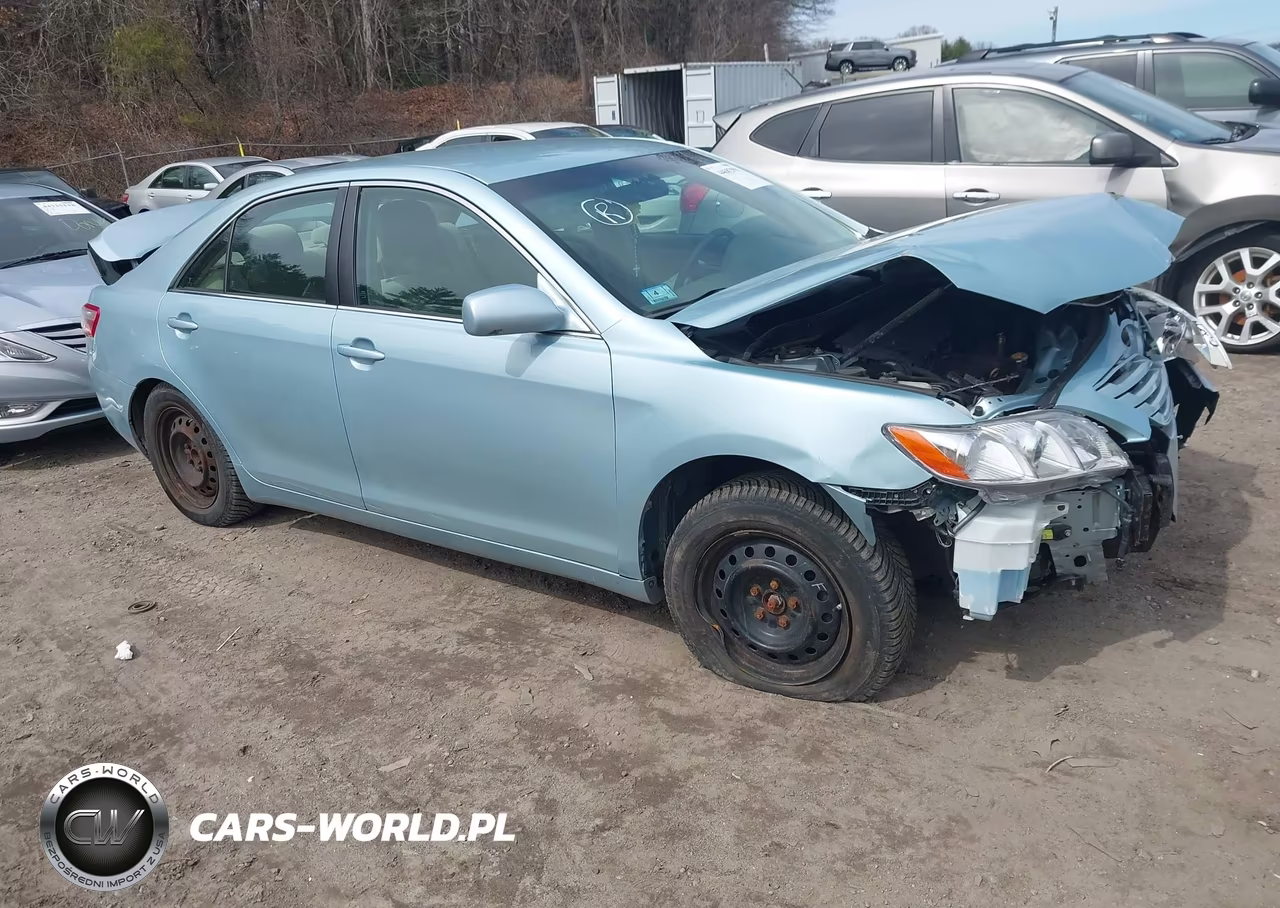2009 Toyota Camry Le – zdjęcie 1 z 11