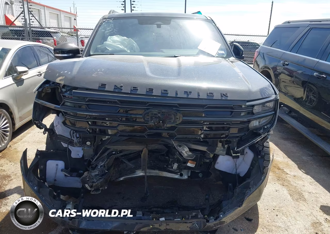 2025 Ford Expedition Platinum Max VIN:1FMJK1MG4SEA63891 - 13