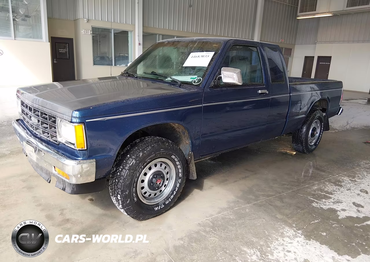 1988 Chevrolet S Truck S10 VIN:1GCCT19R0J8152049 - 2