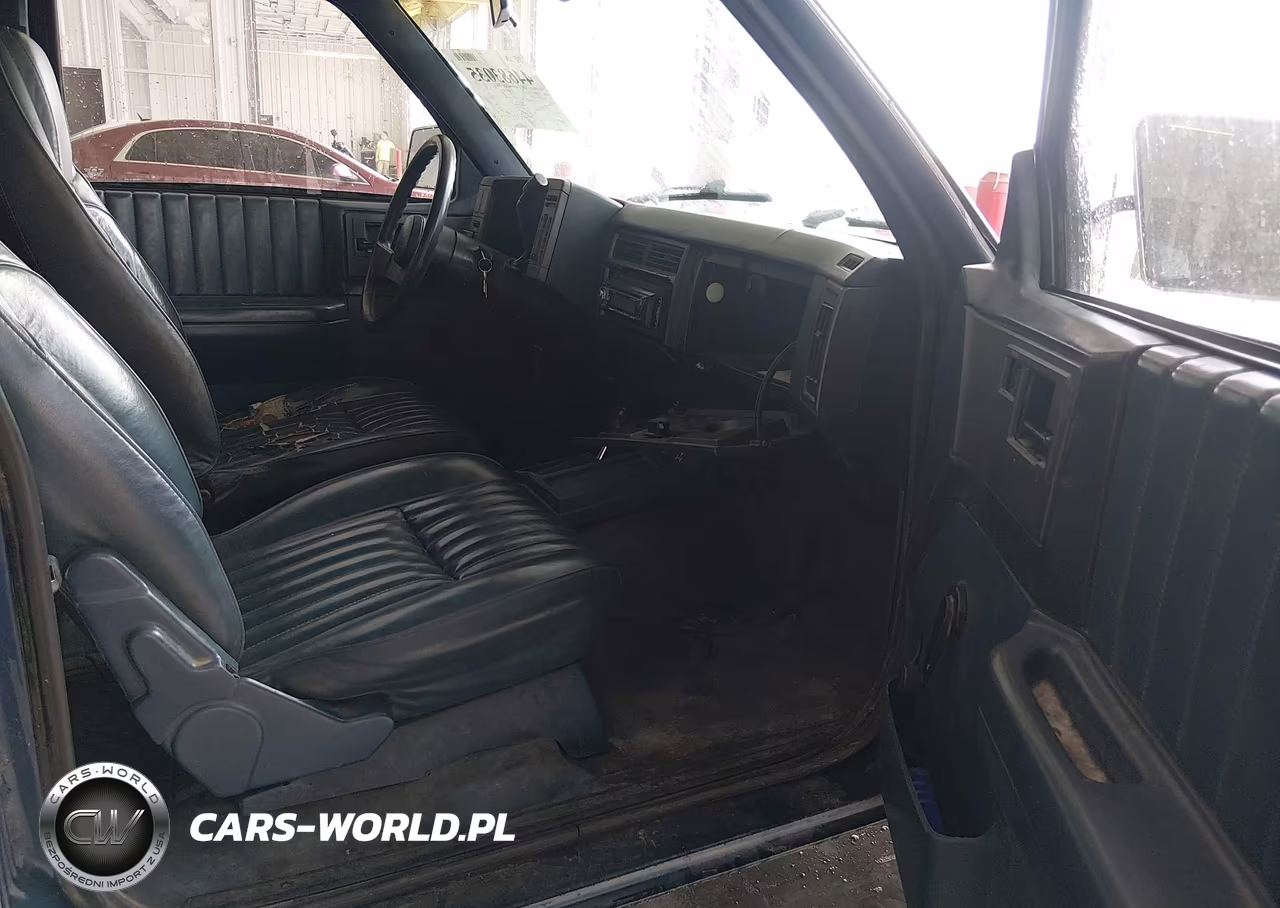 1988 Chevrolet S Truck S10 VIN:1GCCT19R0J8152049 - 5