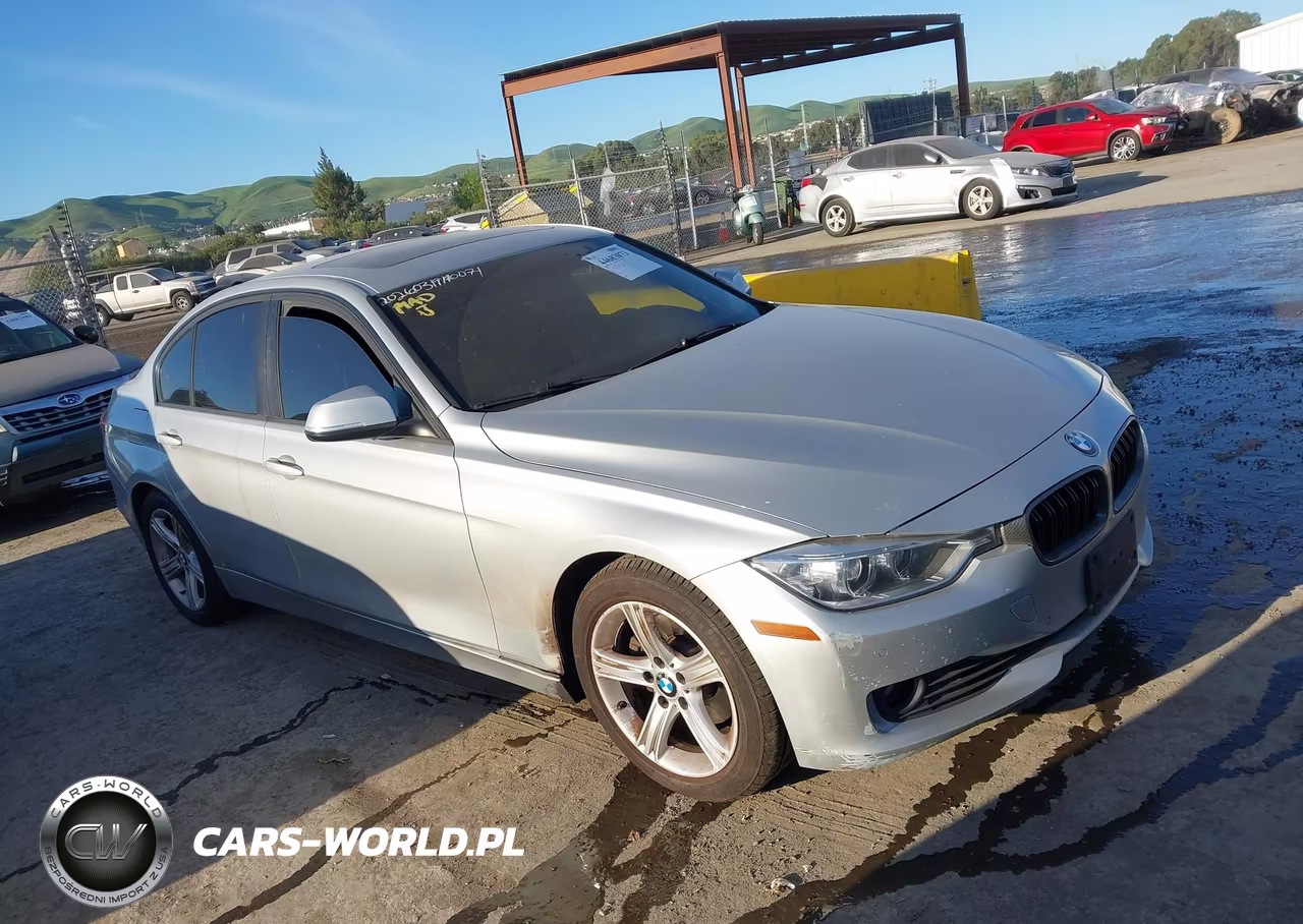 2013 BMW 328I – zdjęcie 1 z 11
