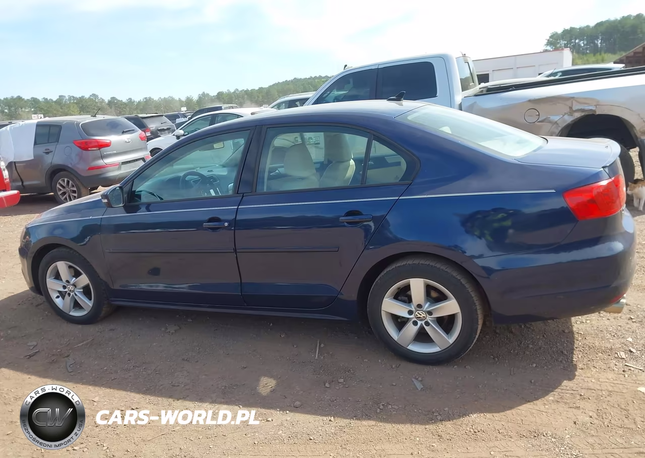 2011 Volkswagen Jetta Tdi VIN:3VWLL7AJ0BM041827 - 14
