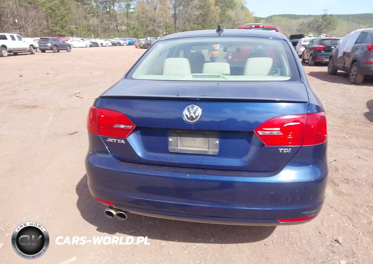 2011 Volkswagen Jetta Tdi VIN:3VWLL7AJ0BM041827 - 16