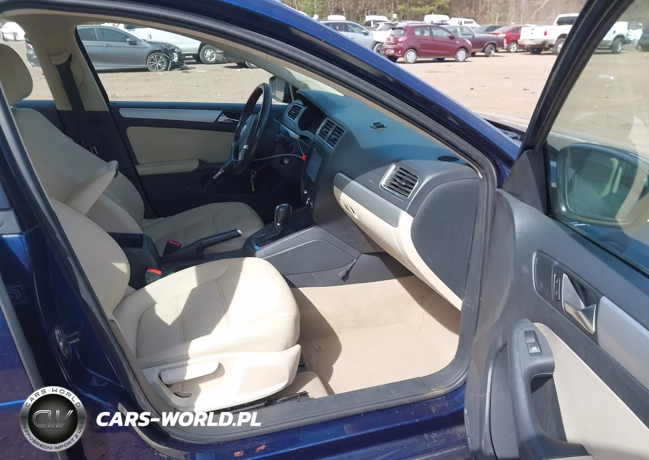 2011 Volkswagen Jetta Tdi VIN:3VWLL7AJ0BM041827 - 5