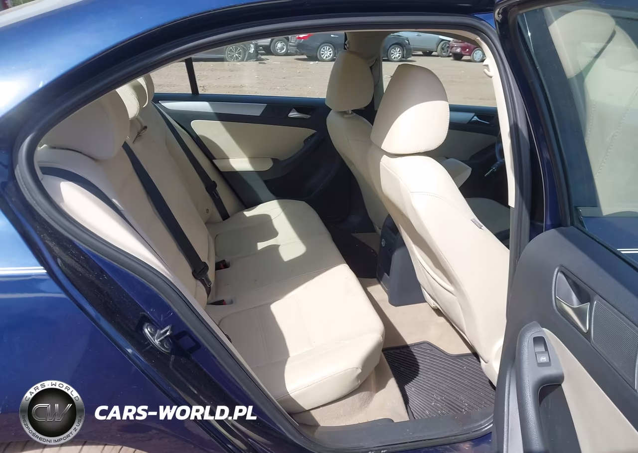 2011 Volkswagen Jetta Tdi VIN:3VWLL7AJ0BM041827 - 8