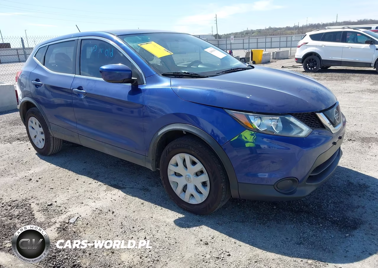 2019 Nissan Rogue Sport S – zdjęcie 1 z 17