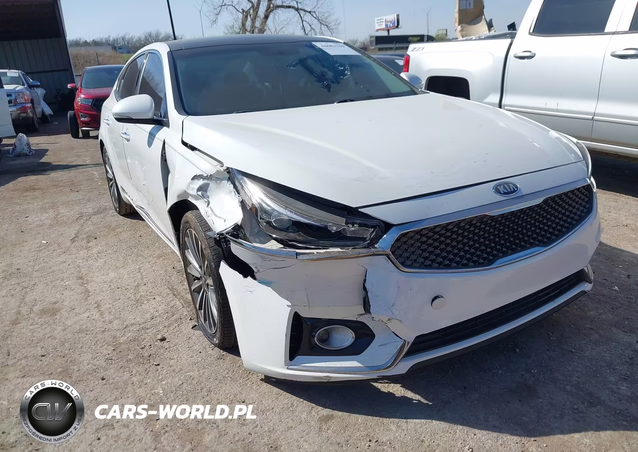 2017 Kia Cadenza Premium