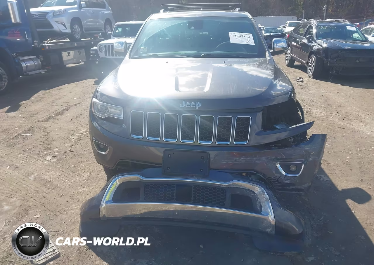 2015 Jeep Grand Cherokee Overland VIN:1C4RJFCG4FC613312 - 12