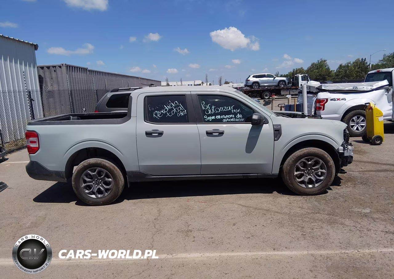 2024 Ford Maverick Xlt VIN:3FTTW8H38RRB42456 - 14