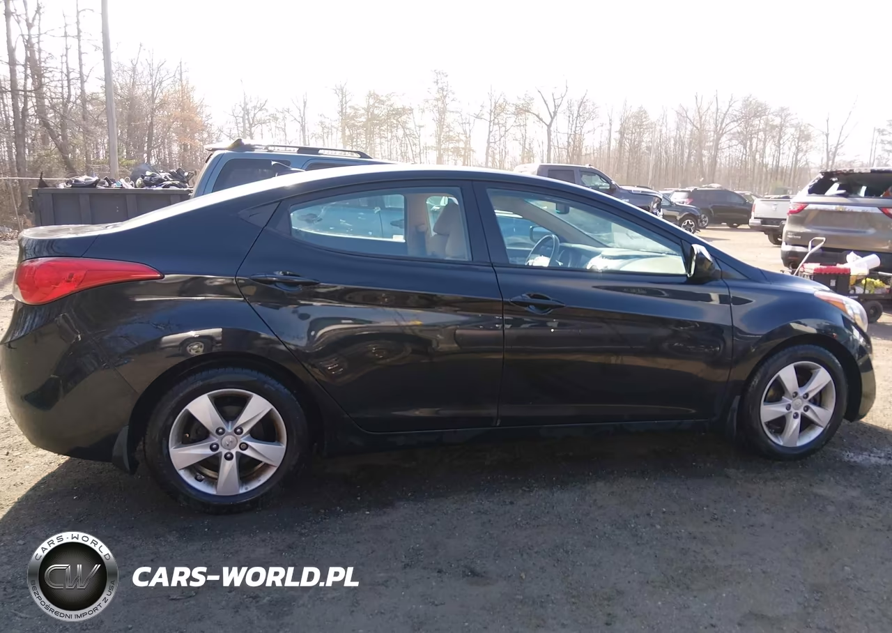 2013 Hyundai Elantra Gls VIN:5NPDH4AE8DH405088 - 13