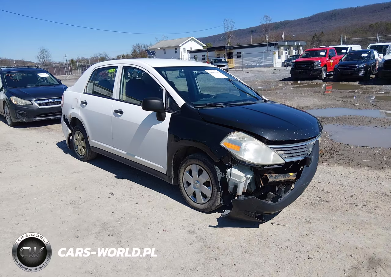 2009 Nissan Versa 1.6 Base