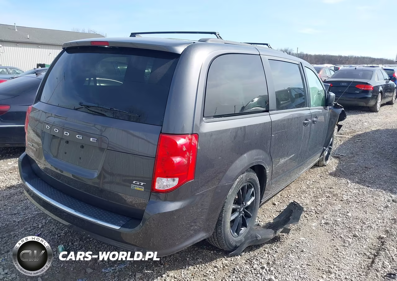2019 Dodge Grand Caravan Gt VIN:2C4RDGEG0KR696118 - 4
