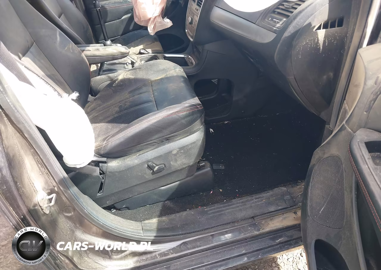 2019 Dodge Grand Caravan Gt VIN:2C4RDGEG0KR696118 - 5