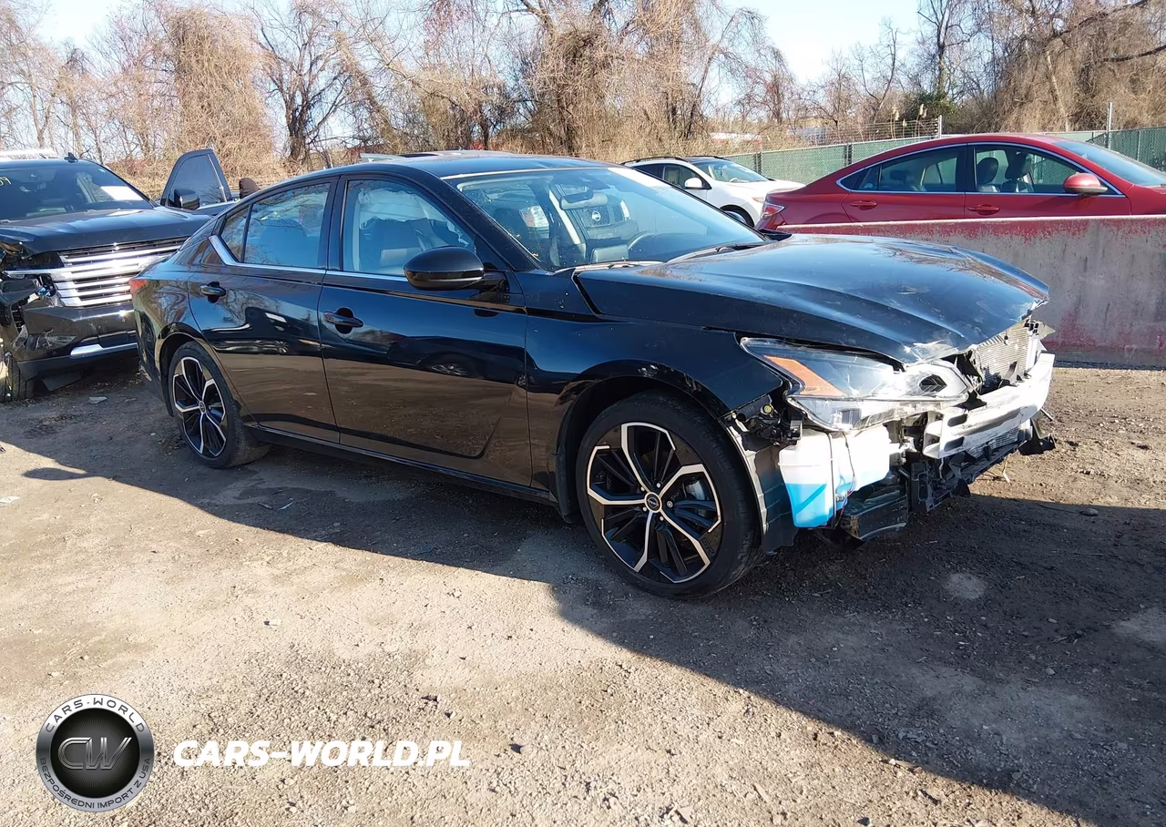 2023 Nissan Altima Sr Fwd
