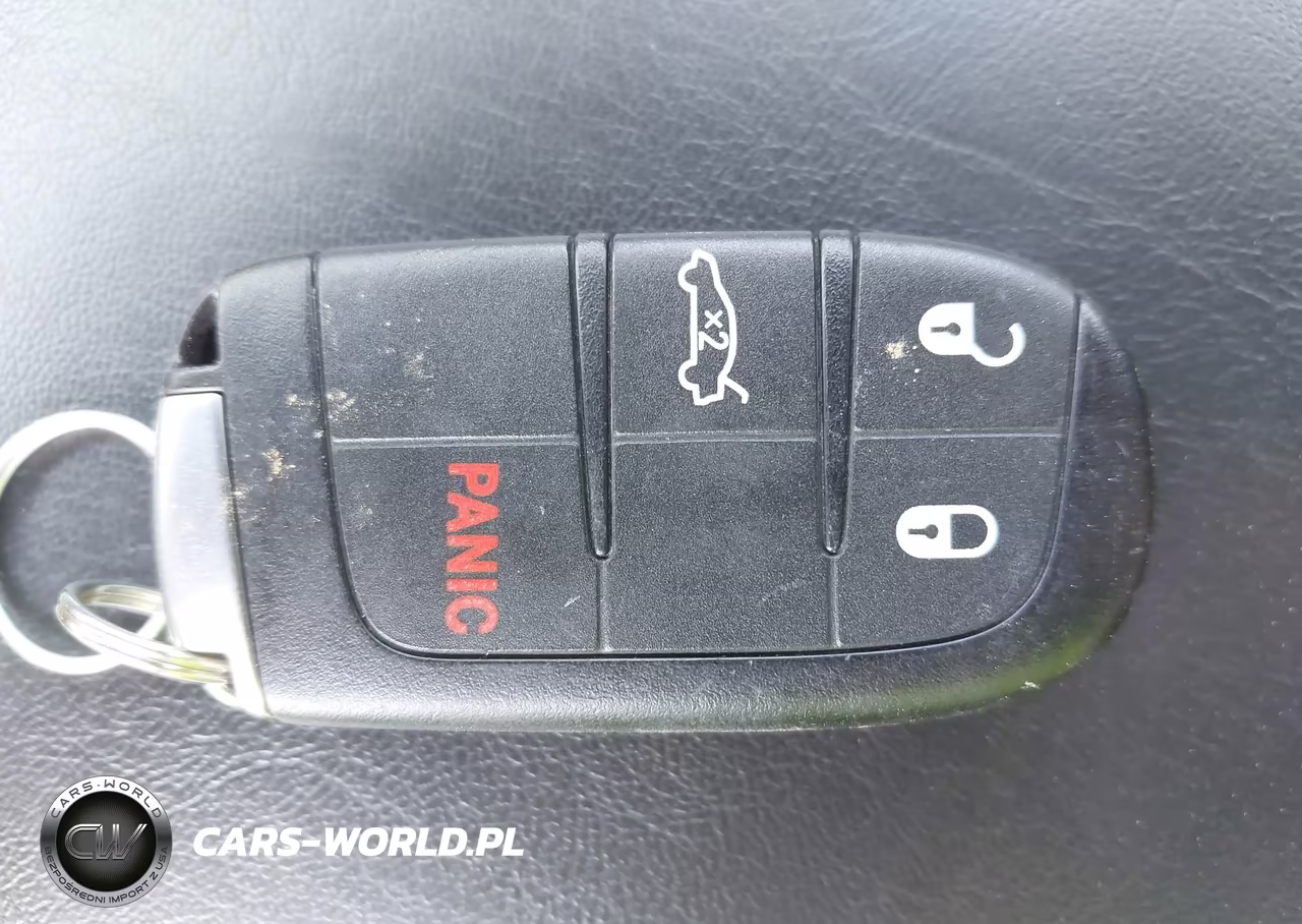 2014 Chrysler 300 VIN:2C3CCAAG5EH220960 - 11