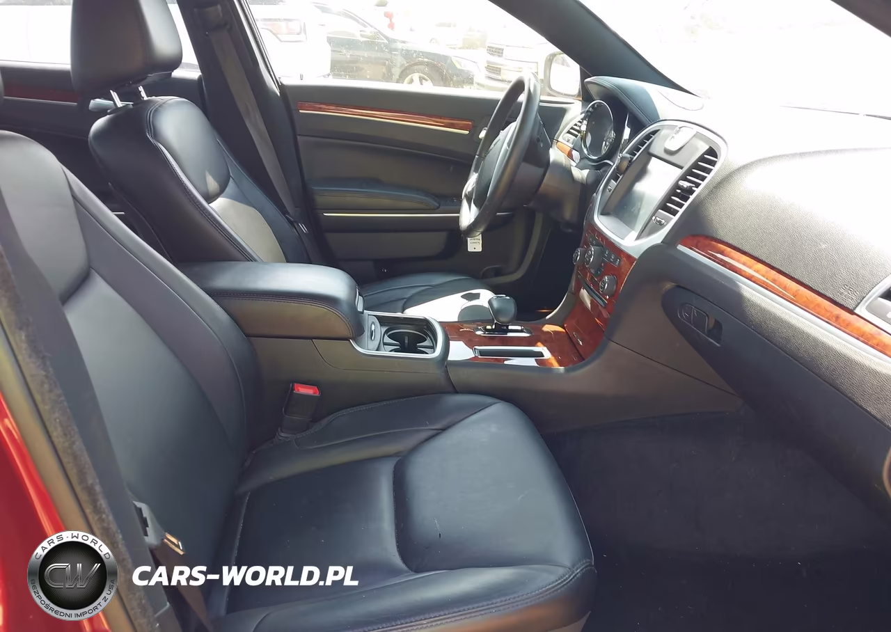2014 Chrysler 300 VIN:2C3CCAAG5EH220960 - 5