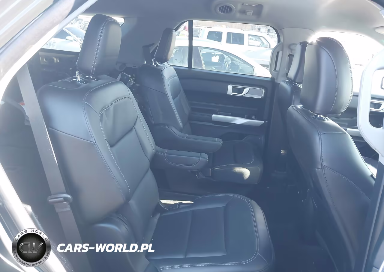 2024 Ford Explorer Xlt VIN:1FMSK8DH3RGA57262 - 8