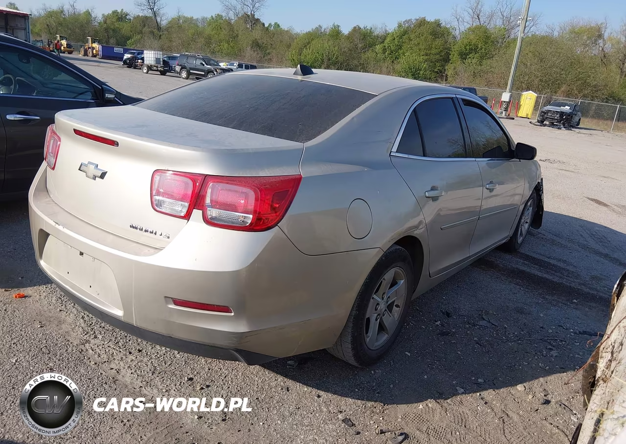 2014 Chevrolet Malibu 1Ls VIN:1G11B5SL5EF159452 - 4