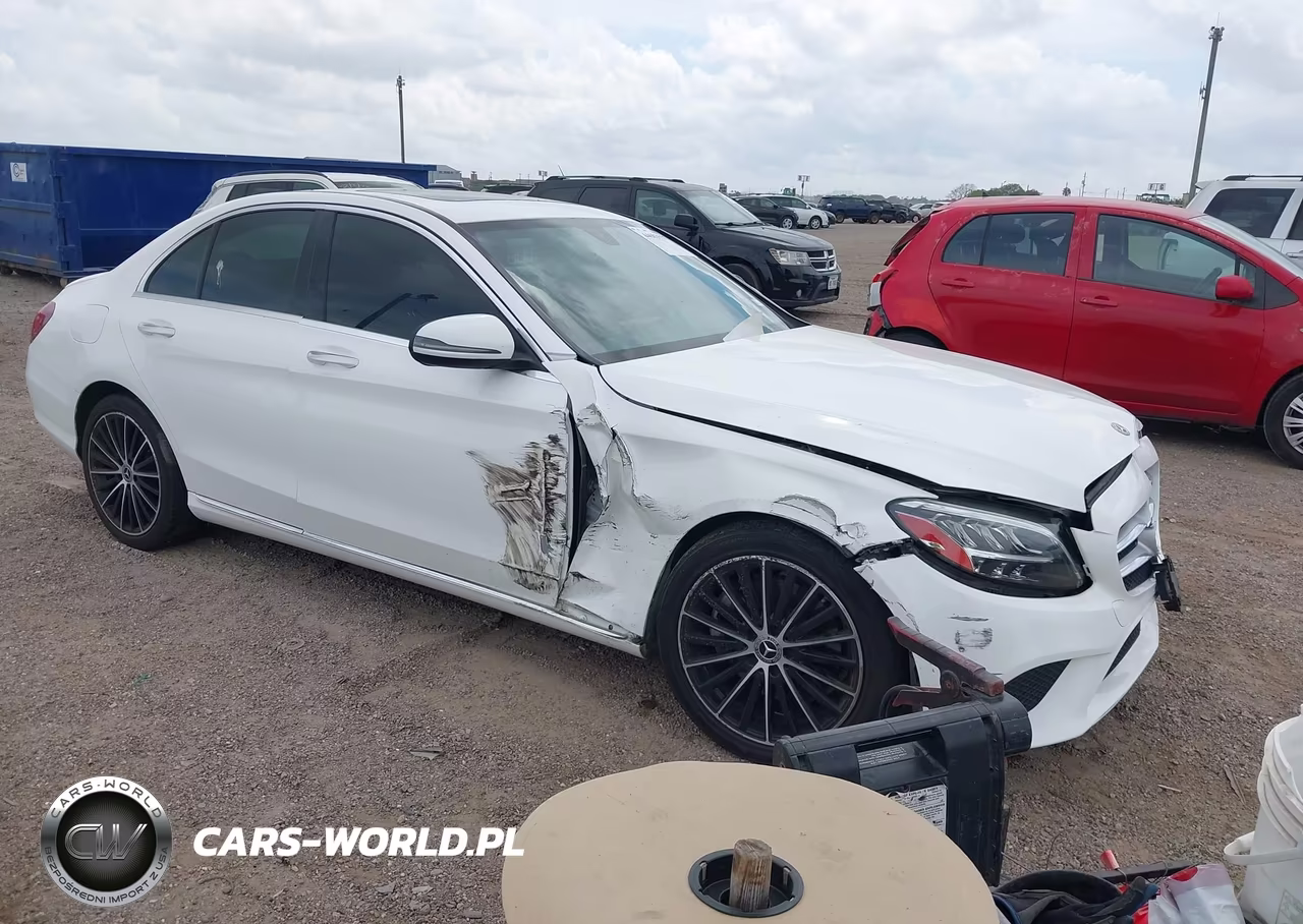 2019 Mercedes-Benz C 300
