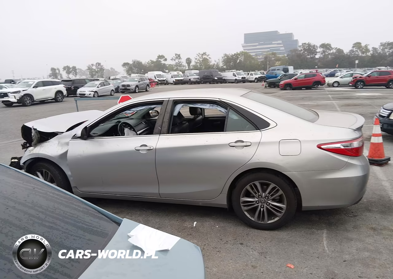 2015 Toyota Camry Se VIN:4T1BF1FK2FU012427 - 13