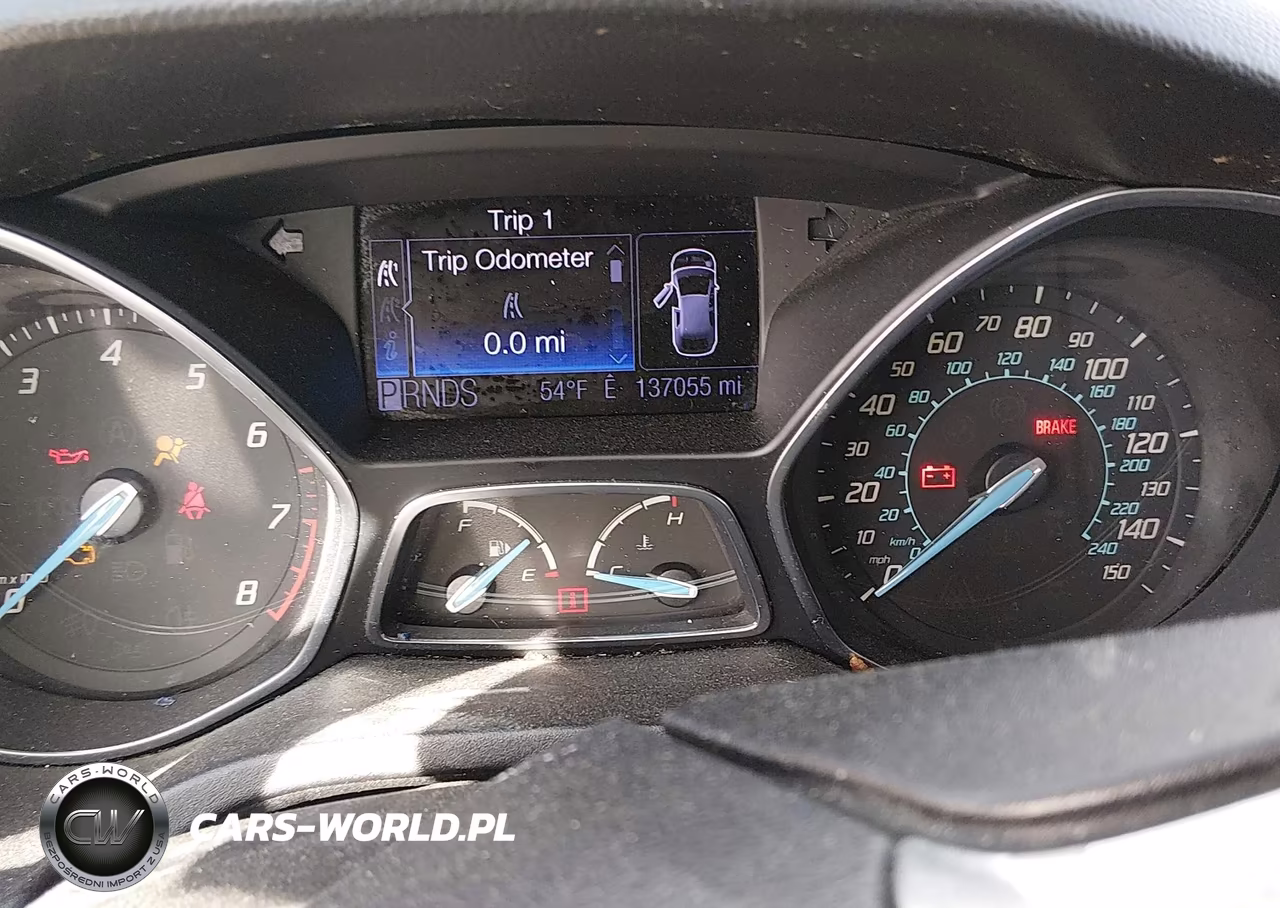 2012 Ford Focus Titanium VIN:1FAHP3N24CL479932 - 7