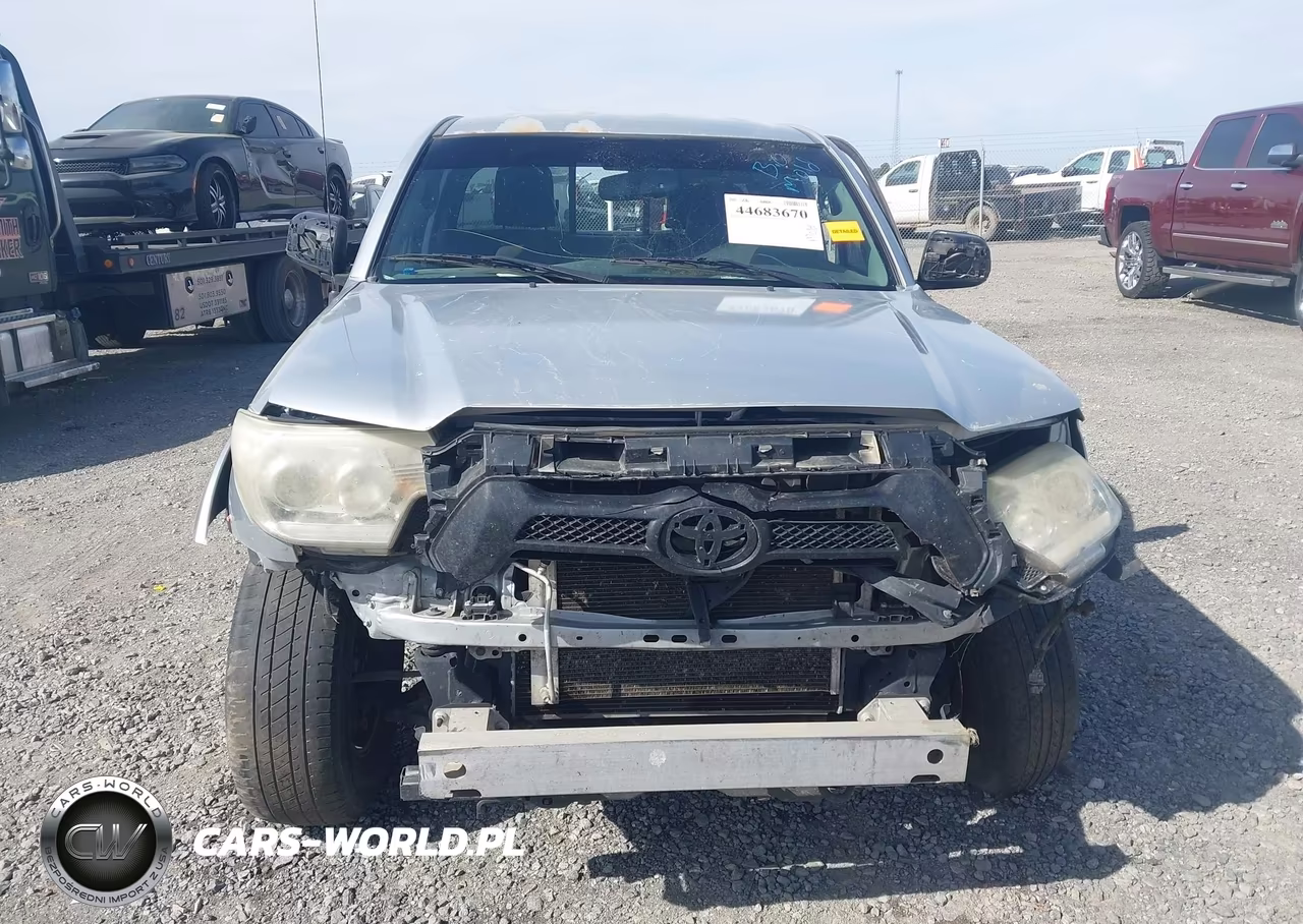 2012 Toyota Tacoma Prerunner V6 VIN:5TFTU4GN6CX026642 - 12
