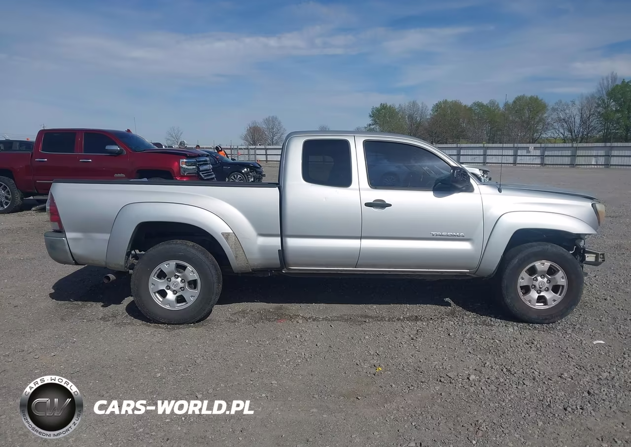 2012 Toyota Tacoma Prerunner V6 VIN:5TFTU4GN6CX026642 - 13