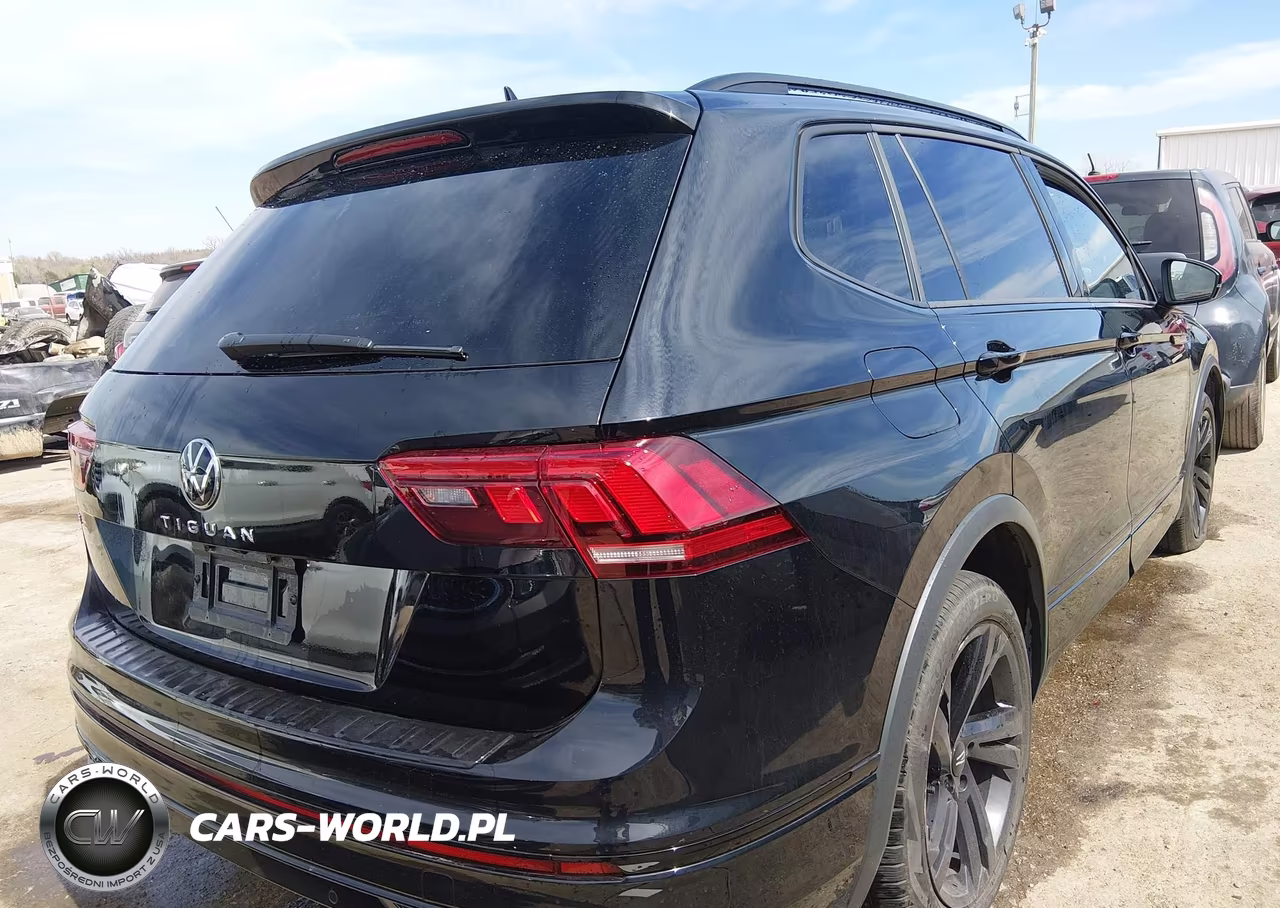 2023 Volkswagen Tiguan 2.0T Se R-Line Black VIN:3VVCB7AX9PM115491 - 4