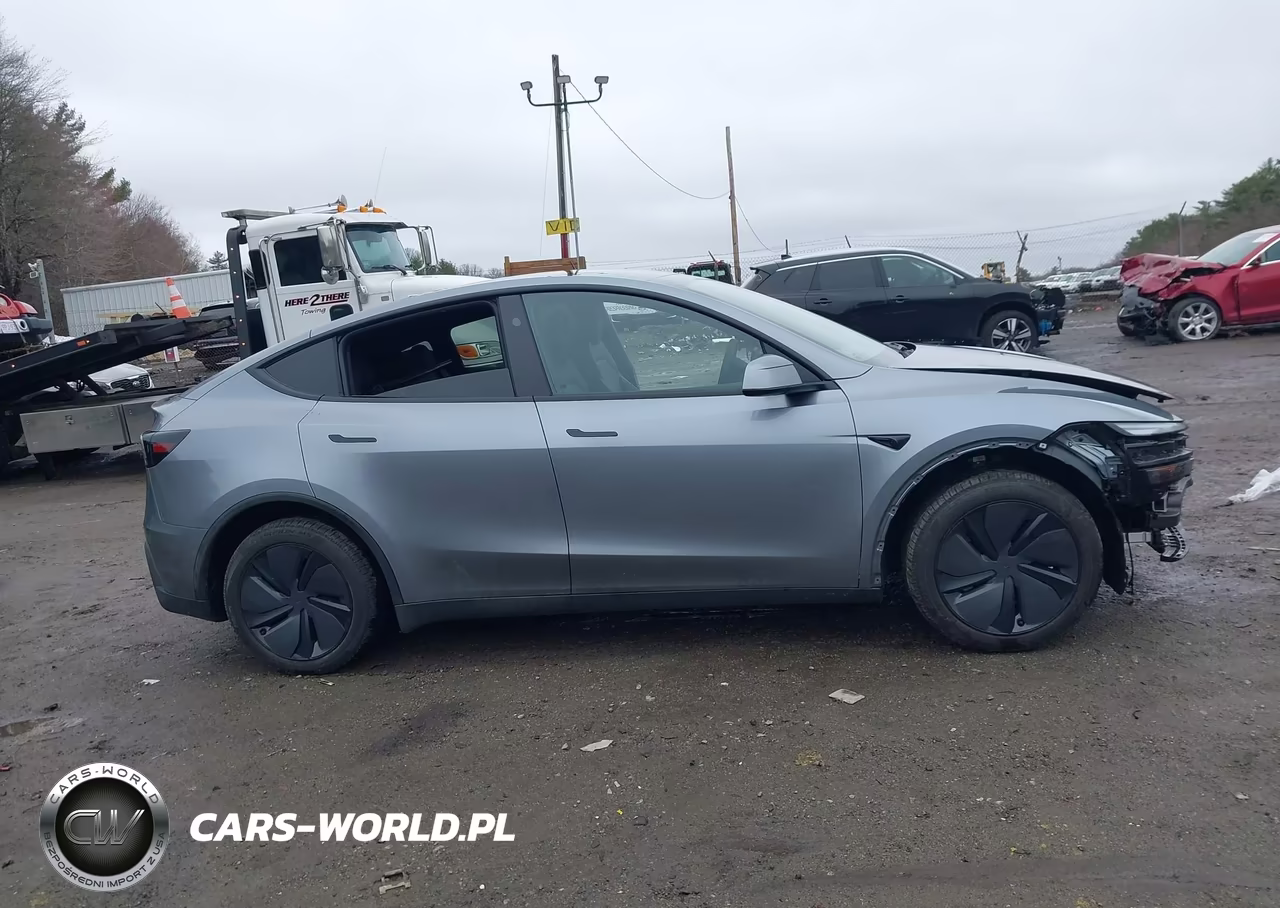 2026 Tesla Model Y All-Wheel Drive-Long Range Launch Series-Premium All-Wheel Drive VIN:7SAYGDEE7TA630033 - 13