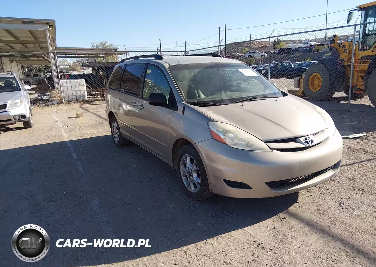 2010 Toyota Sienna Le