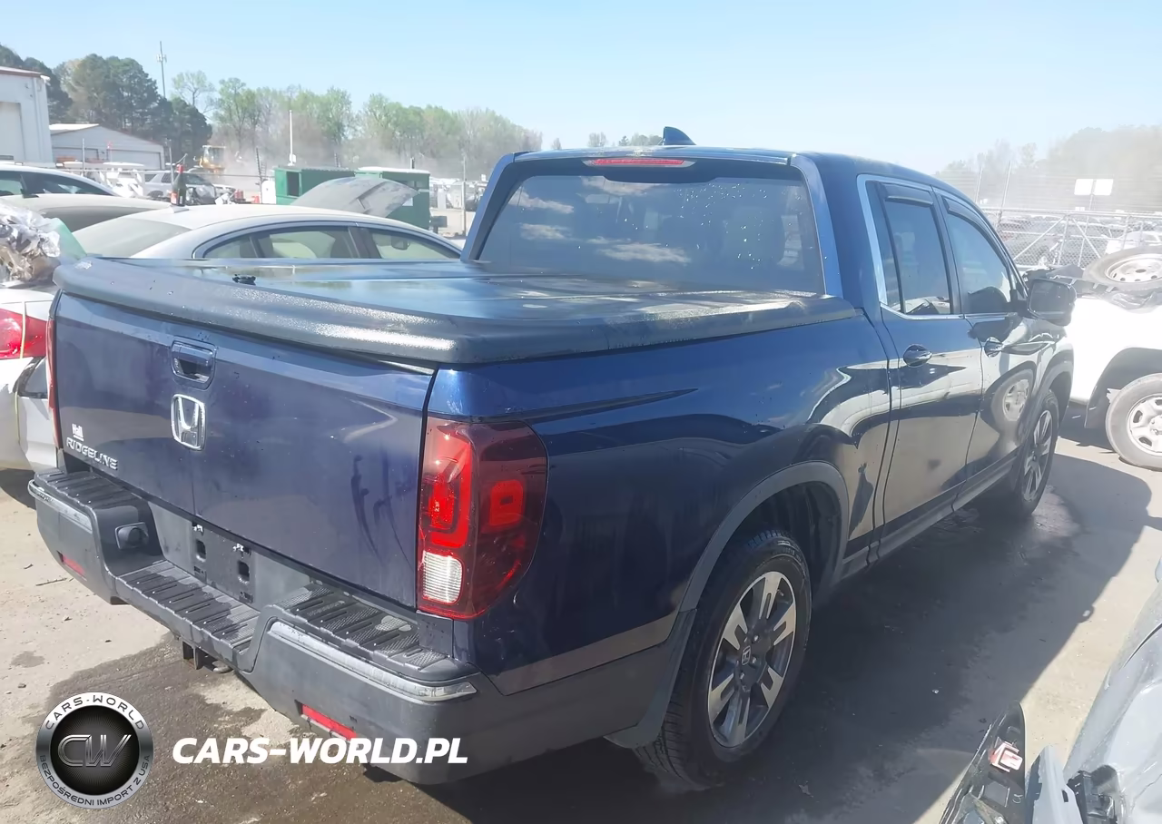 2017 Honda Ridgeline Rtl-T VIN:5FPYK2F64HB003234 - 4