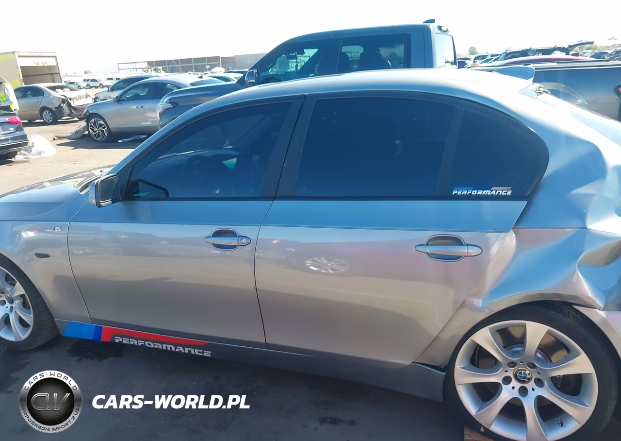 2007 BMW 550I VIN:WBANB53517CP08221 - 14