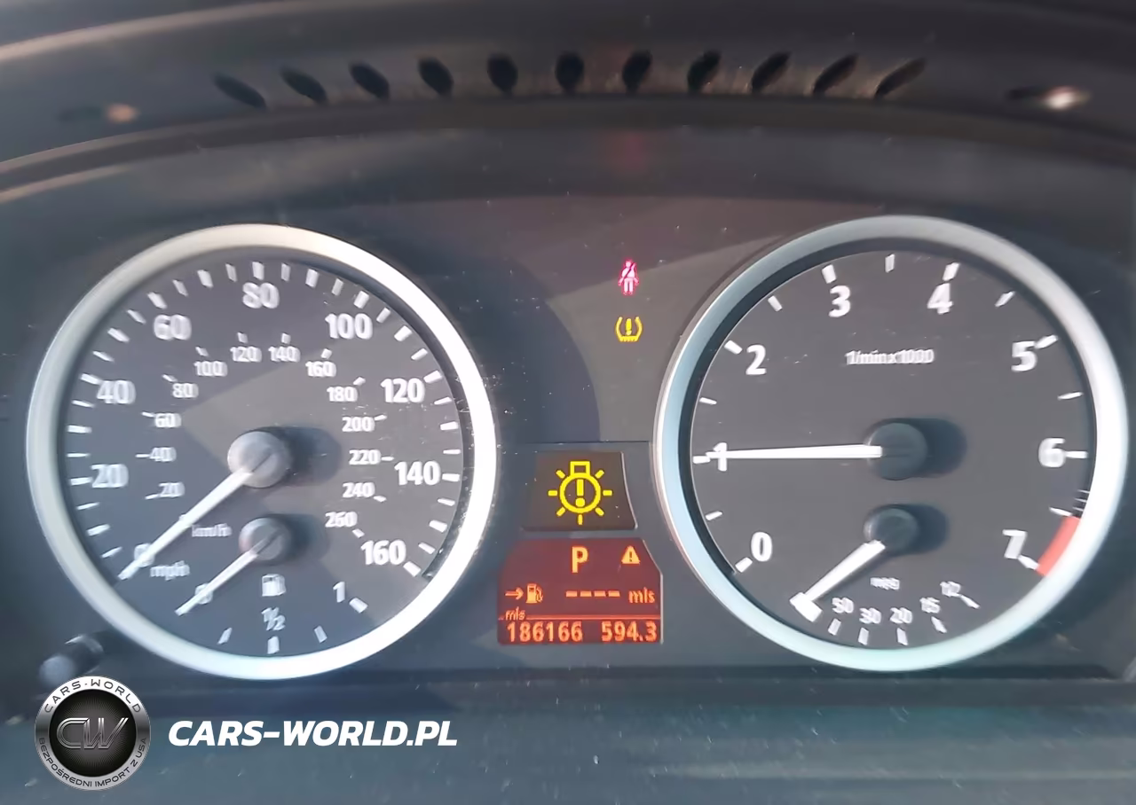 2007 BMW 550I VIN:WBANB53517CP08221 - 7