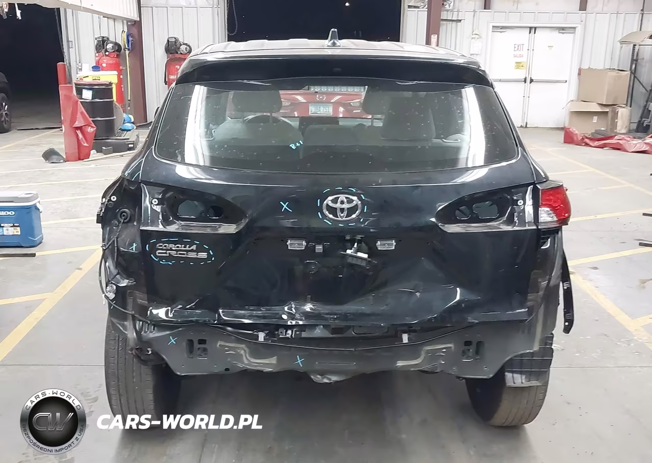2025 Toyota Corolla Cross L VIN:7MUAAAAG3SV132985 - 17