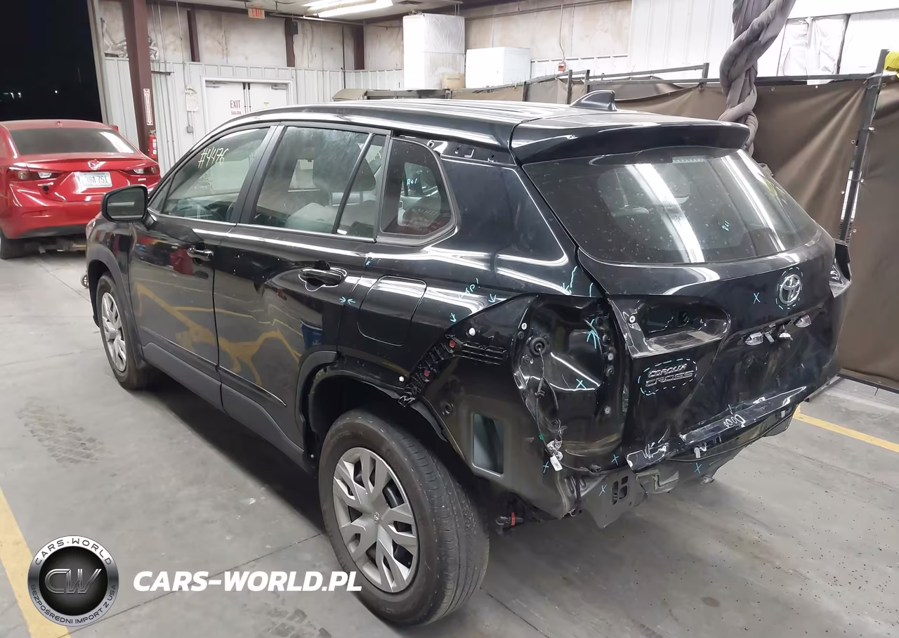 2025 Toyota Corolla Cross L VIN:7MUAAAAG3SV132985 - 3