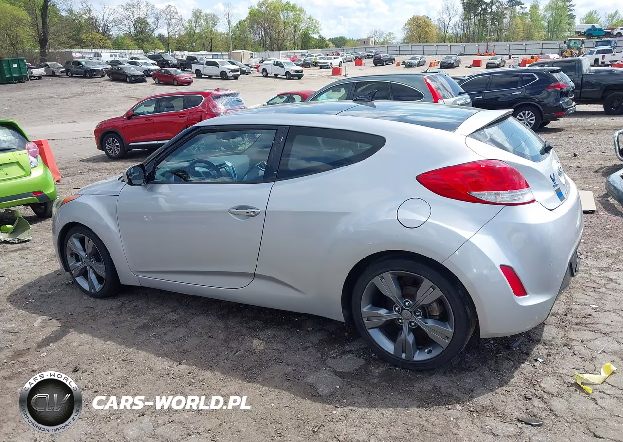 2015 Hyundai Veloster VIN:KMHTC6AD9FU240251 - 14