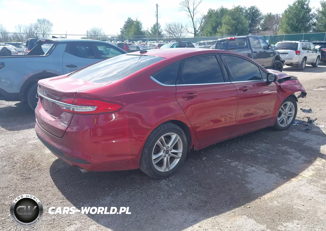2018 Ford Fusion Se VIN:3FA6P0HD5JR239287 - 4