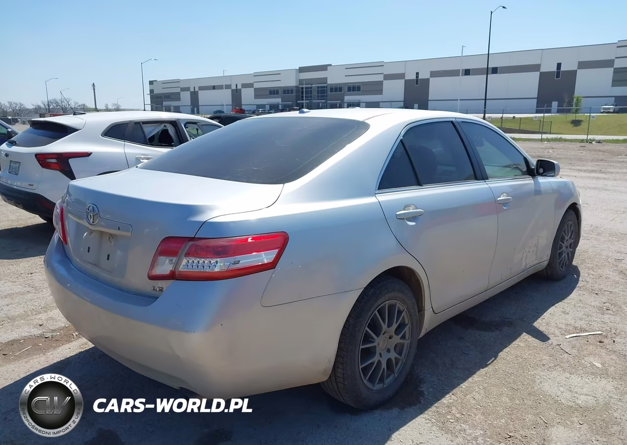 2011 Toyota Camry Le VIN:4T4BF3EK2BR213757 - 4
