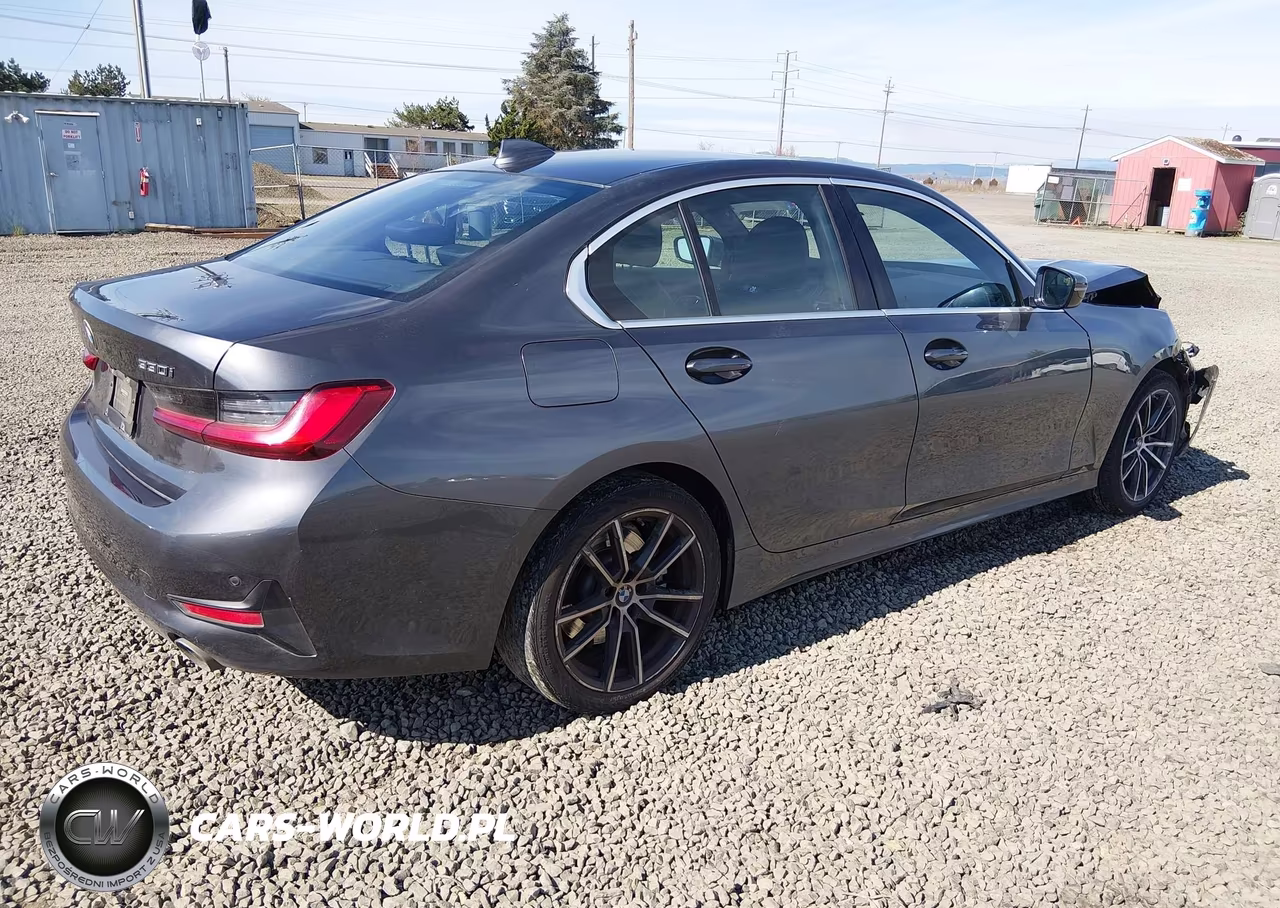 2021 BMW 330I xDrive VIN:3MW5R7J01M8B74610 - 4