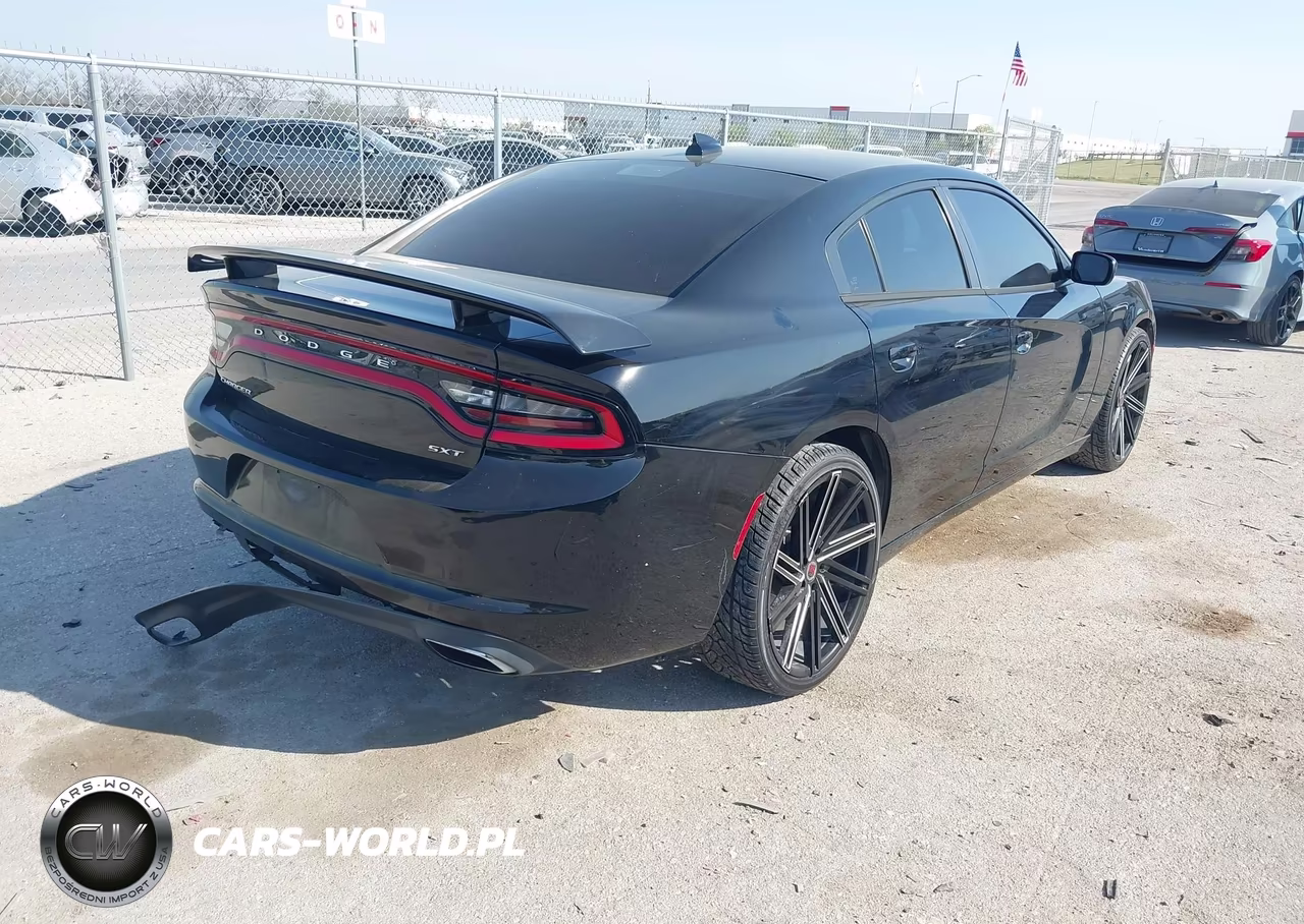 2016 Dodge Charger Sxt VIN:2C3CDXHG3GH186753 - 4