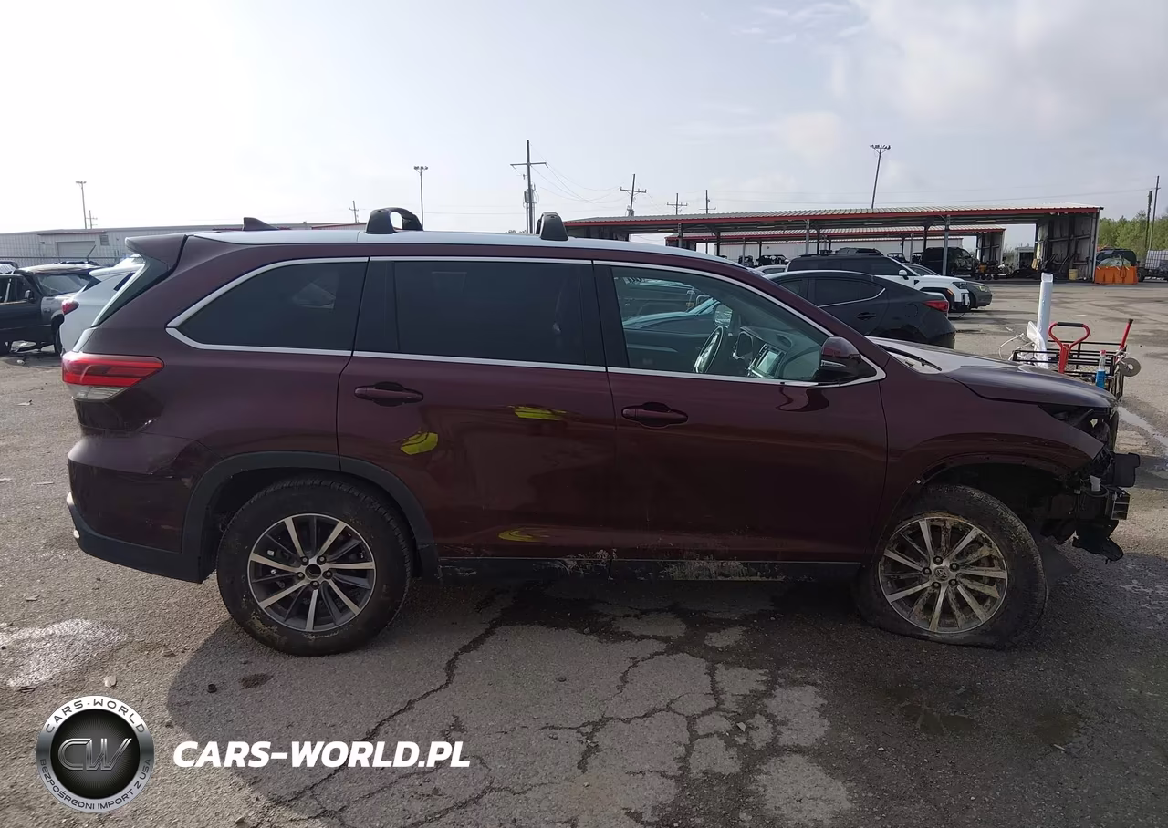 2019 Toyota Highlander Xle VIN:5TDKZRFH5KS296035 - 14