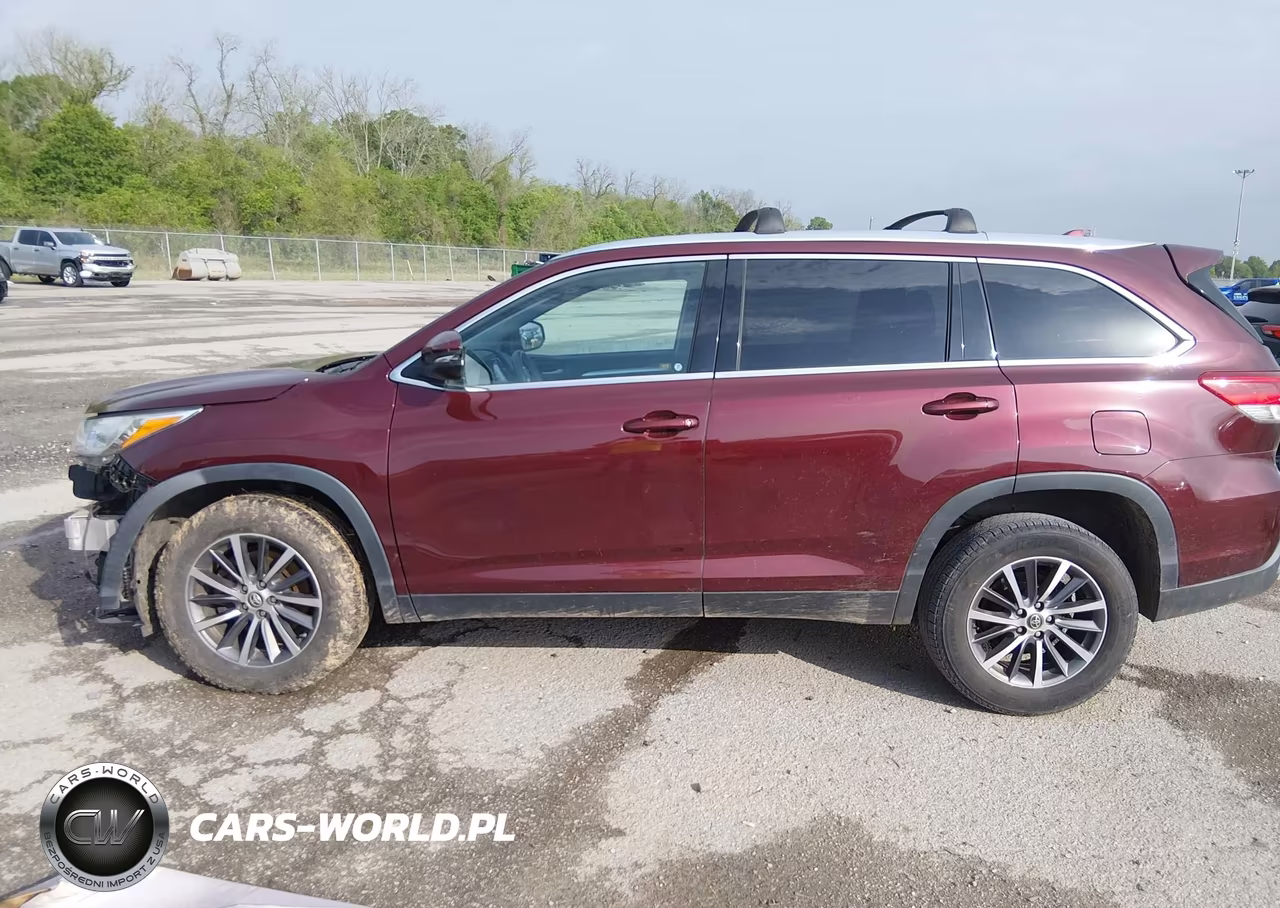 2019 Toyota Highlander Xle VIN:5TDKZRFH5KS296035 - 15