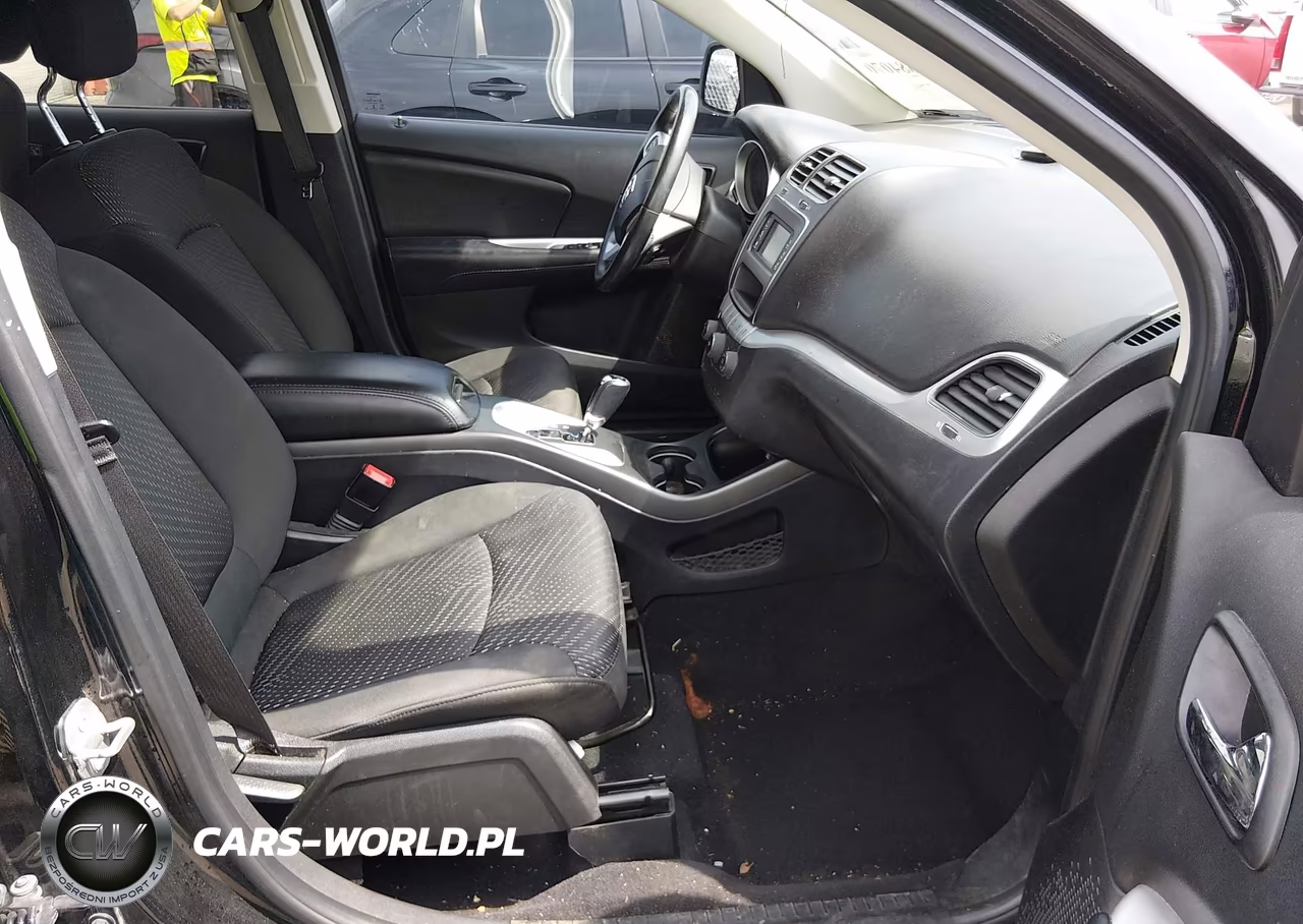 2018 Dodge Journey Se VIN:3C4PDCAB5JT439705 - 5