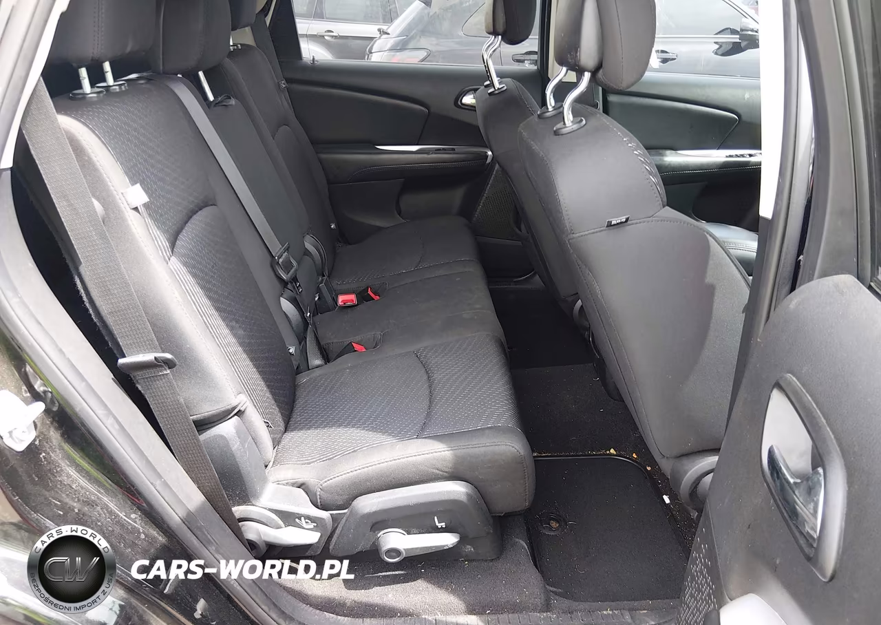 2018 Dodge Journey Se VIN:3C4PDCAB5JT439705 - 8
