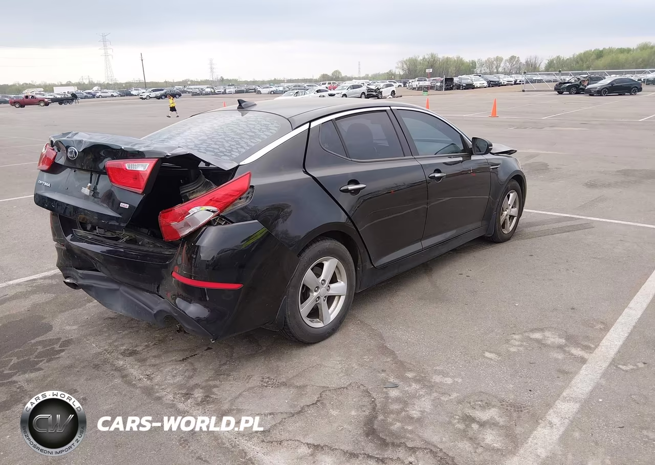 2015 Kia Optima Lx VIN:KNAGM4A70F5657234 - 4