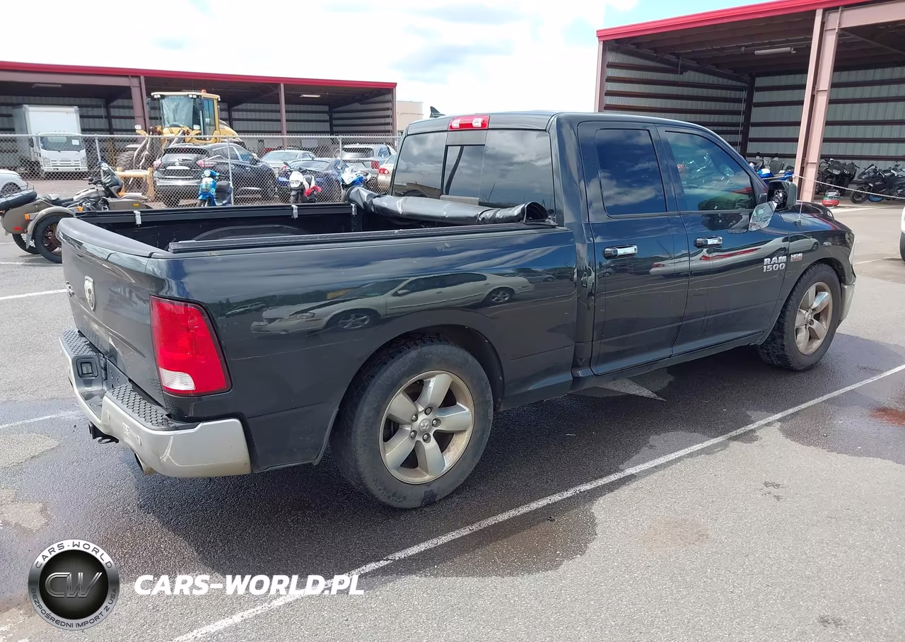 2016 Ram 1500 Lone Star VIN:1C6RR6GT8GS183007 - 4
